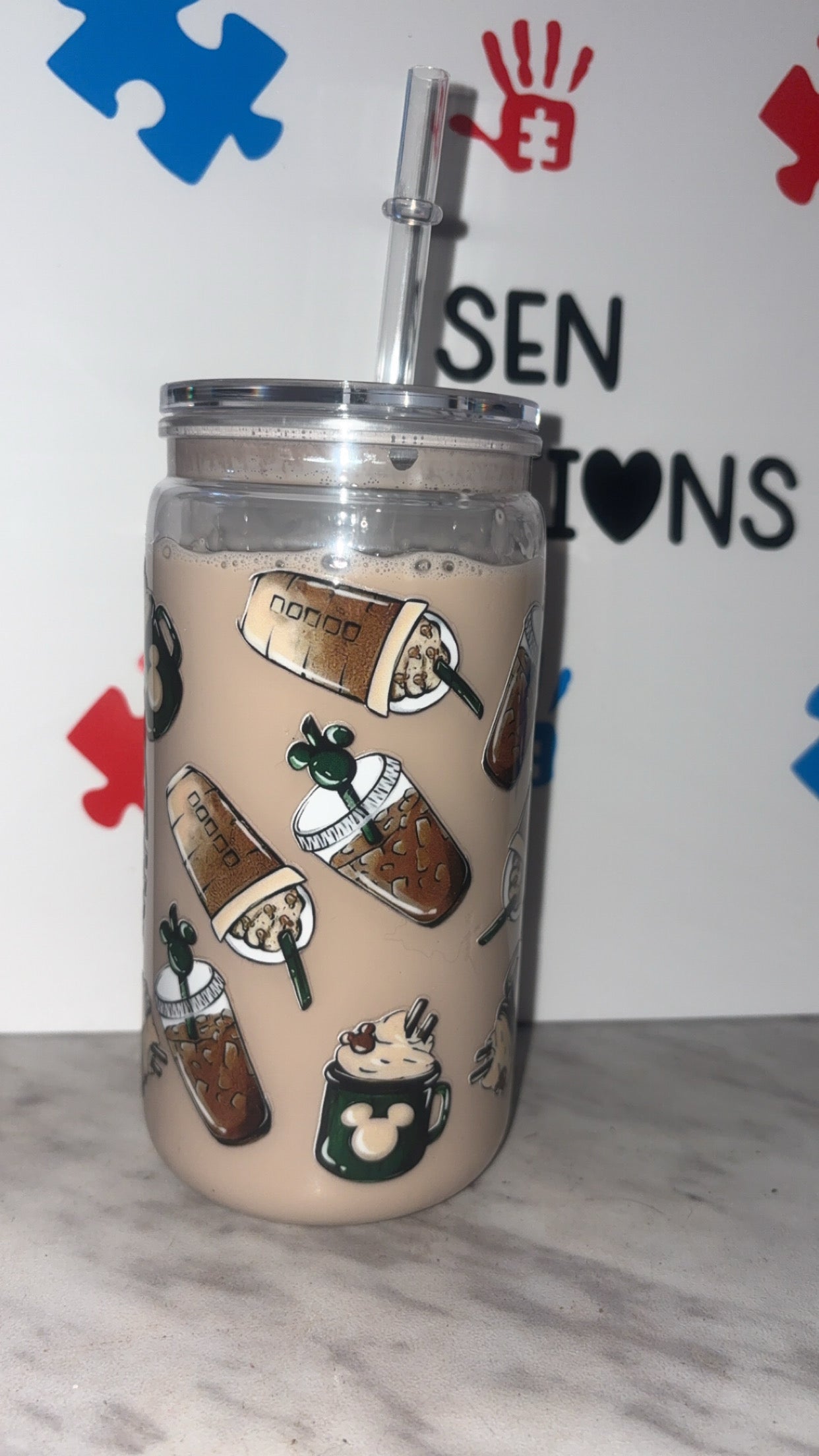 Milkshake / coffee cup